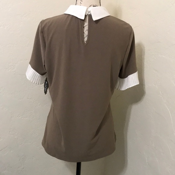 NWT A.U.W Tan blouse shirt with white collar and sleeves size Medium - Picture 4 of 13